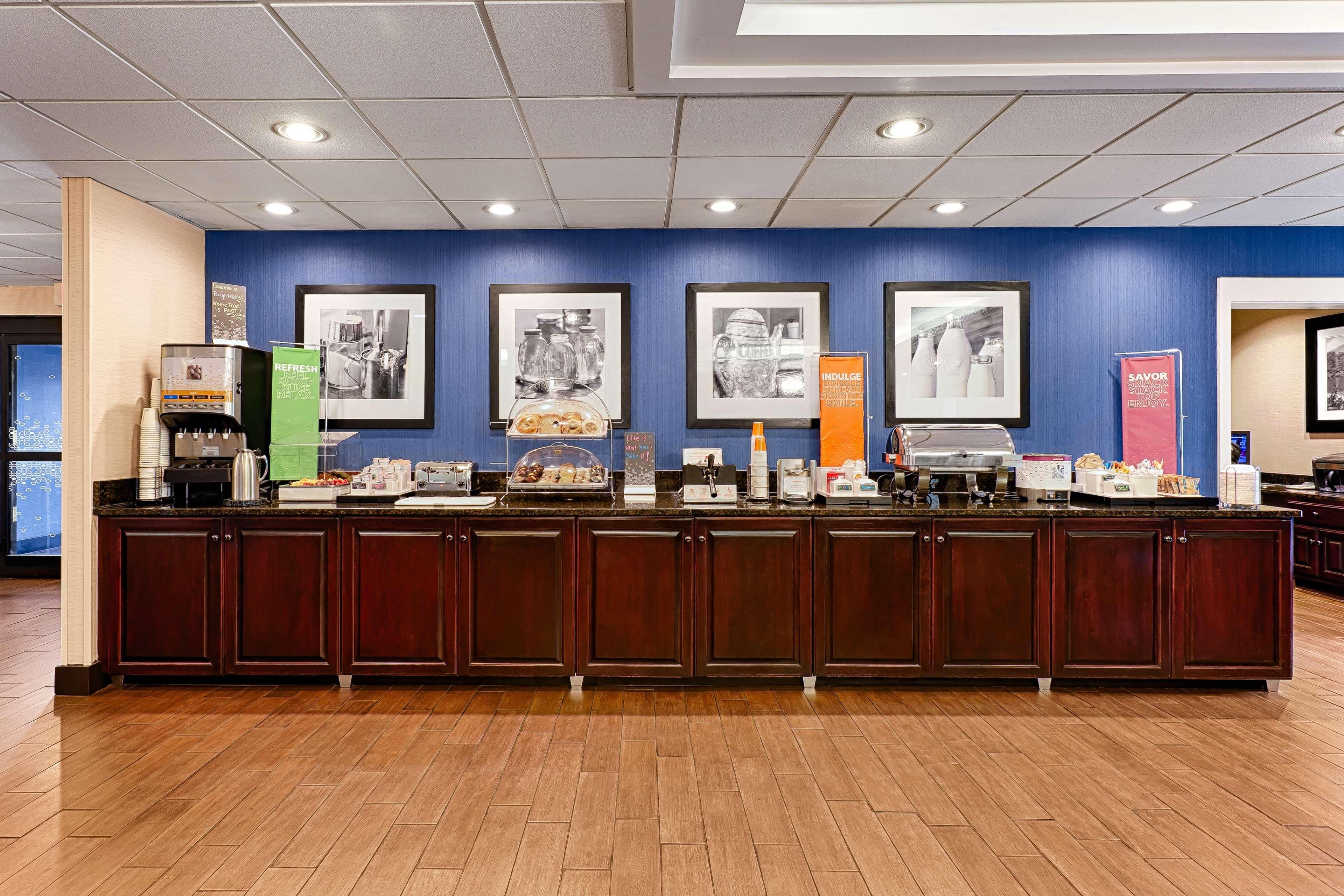 Hampton Inn Morganton Exterior foto